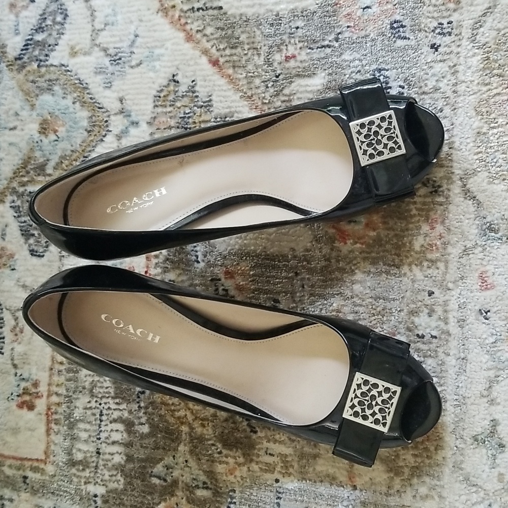 Coachi Black Patent Leather Heels with Silver Accent